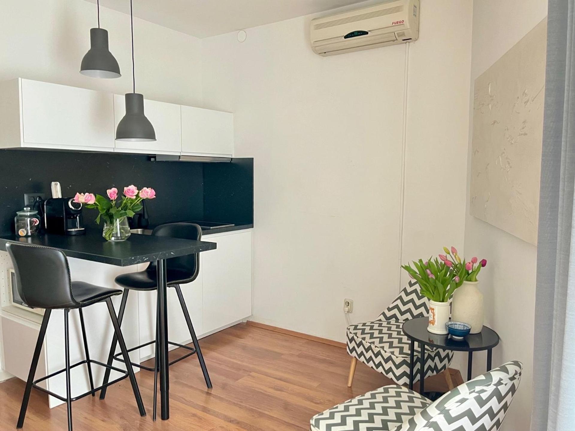Studio Nana - By Golden Gate In Old Town Split Exterior photo